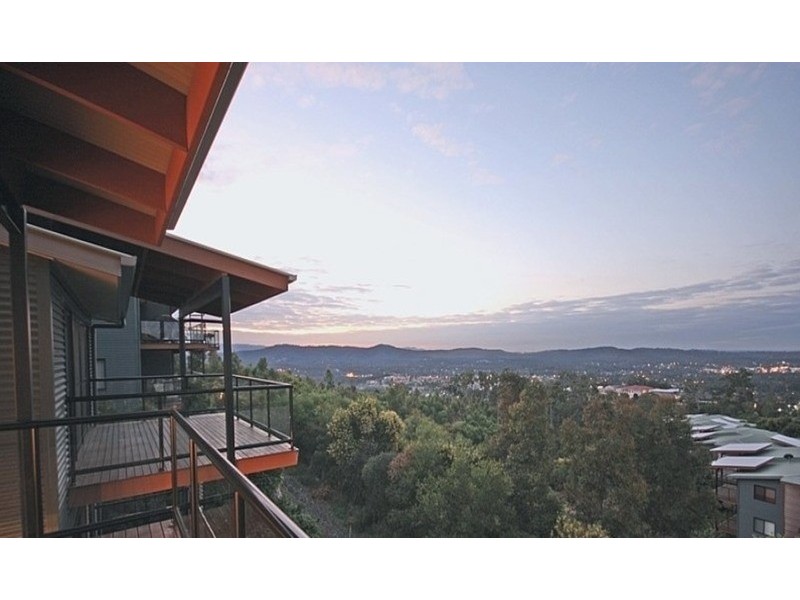 35/2 Ridgeline  Way, Highland Park QLD 4211