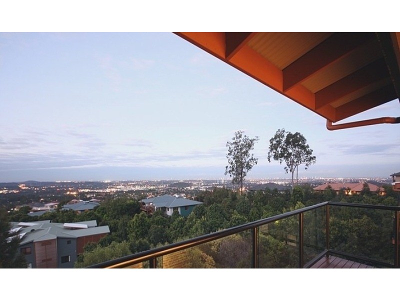 35/2 Ridgeline  Way, Highland Park QLD 4211