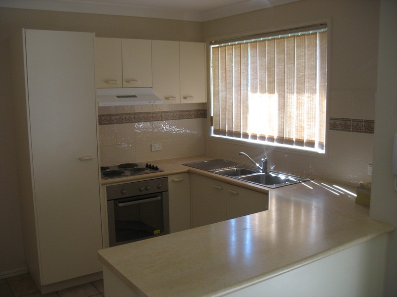 21 Regensberg Crescent, Varsity Lakes QLD 4227