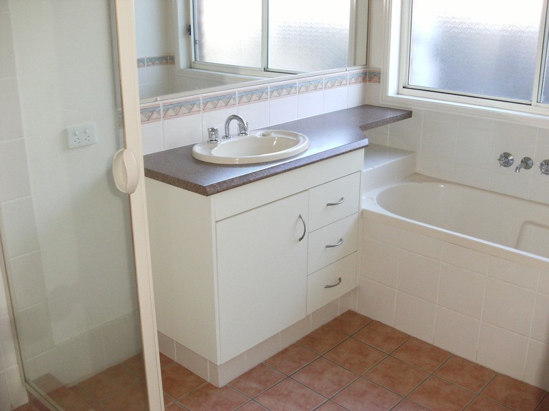 10 Mindello  Drive, Varsity Lakes QLD 4227