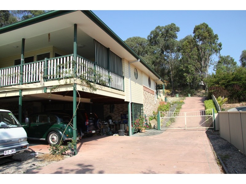 12 Wattle Glen Place, Robina QLD 4226