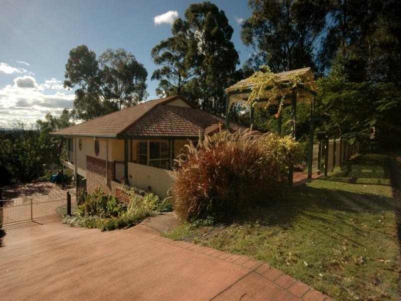 12 Wattle Glen Place, Robina QLD 4226