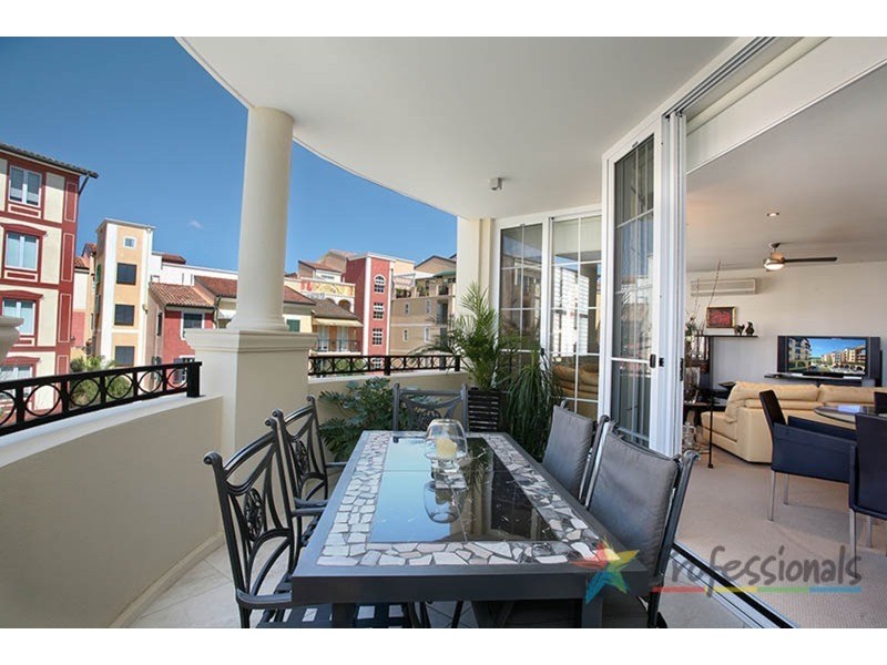 1026/3029 The Boulevard, Carrara QLD 4211