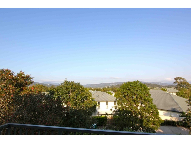 167 Easthill Drive, Robina QLD 4226
