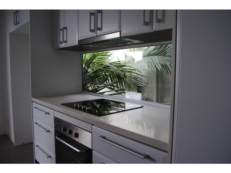 2/1 Cape Martin  Place, Varsity Lakes QLD 4227