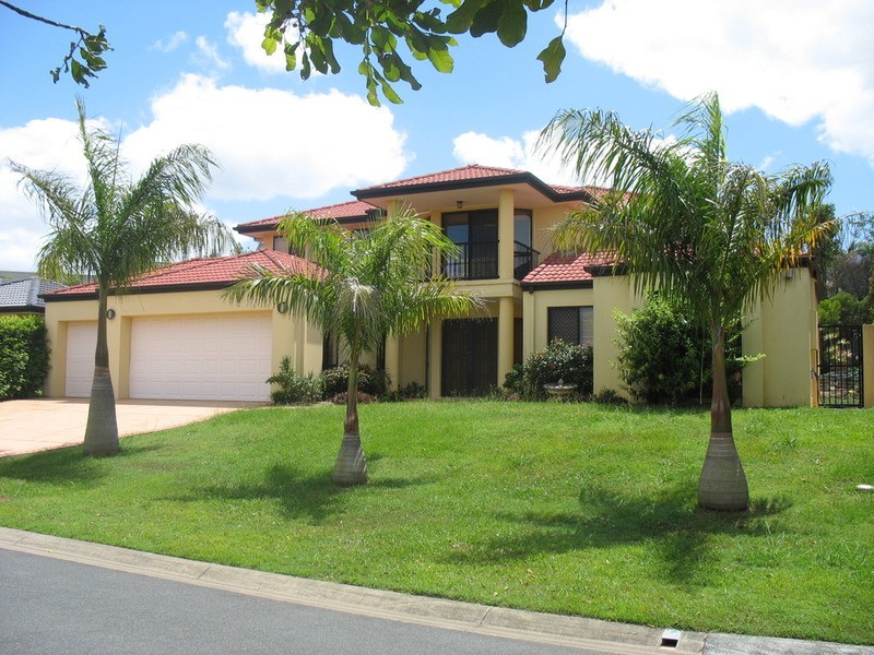 11 Mountain Ash Circuit, Robina QLD 4226