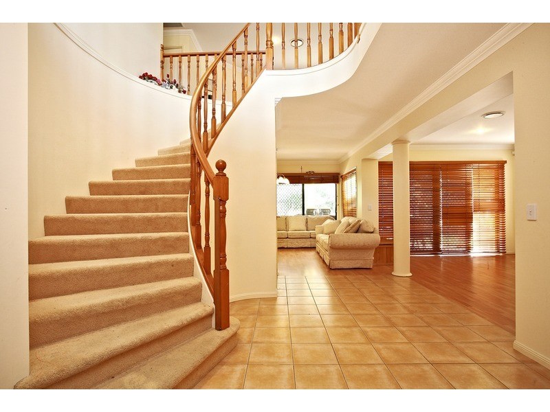 11 Mountain Ash Circuit, Robina QLD 4226