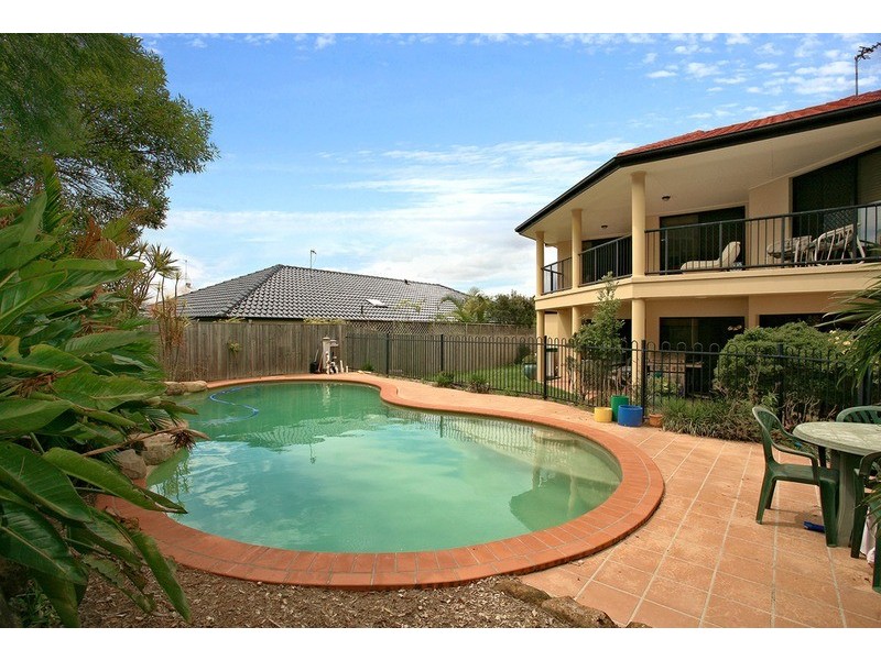 11 Mountain Ash Circuit, Robina QLD 4226