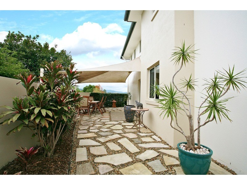 147 Easthill Drive, Robina QLD 4226