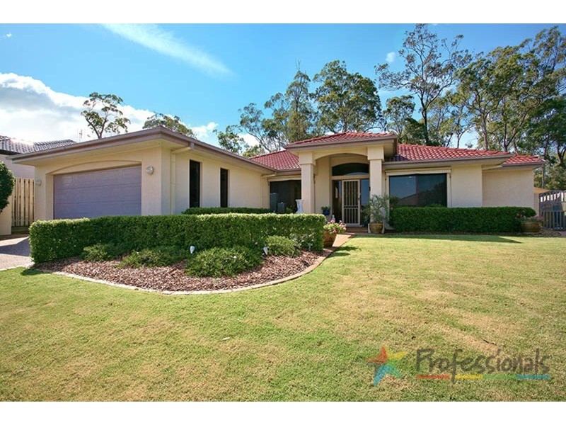 11 Straite Drive, Robina QLD 4226