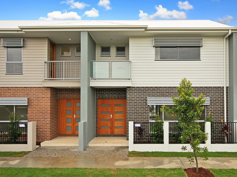12 Jurien  Crescent, Varsity Lakes QLD 4227