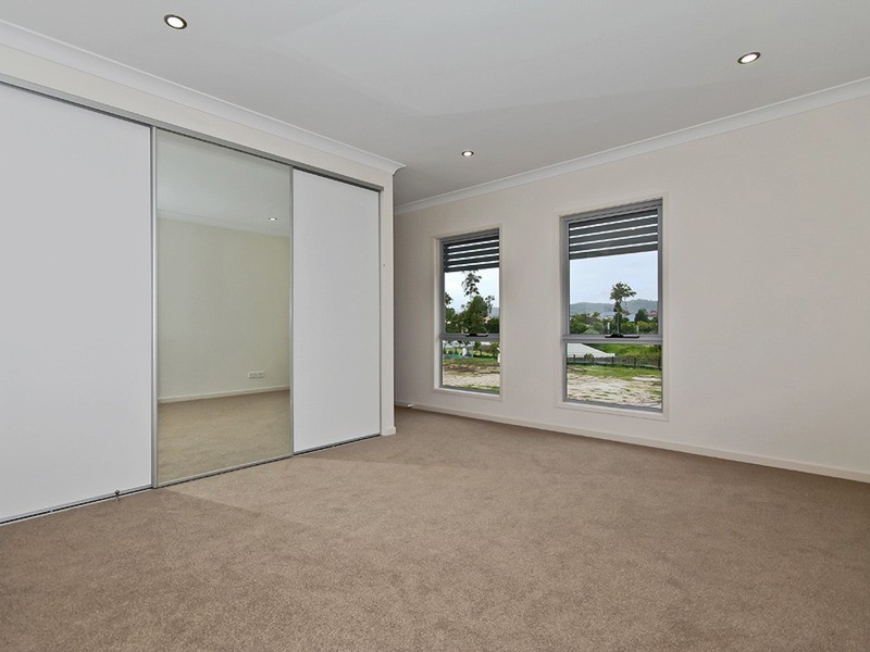 12 Jurien  Crescent, Varsity Lakes QLD 4227