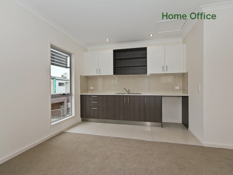 12 Jurien  Crescent, Varsity Lakes QLD 4227