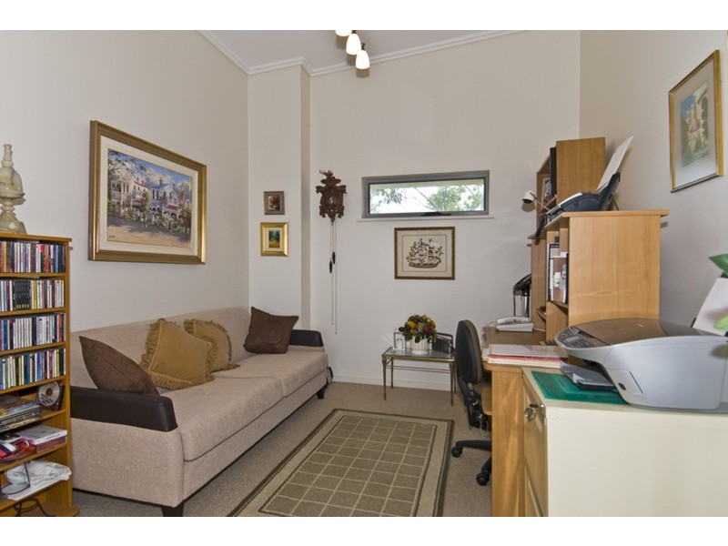 7/64 Riverwalk Avenue, Robina QLD 4226