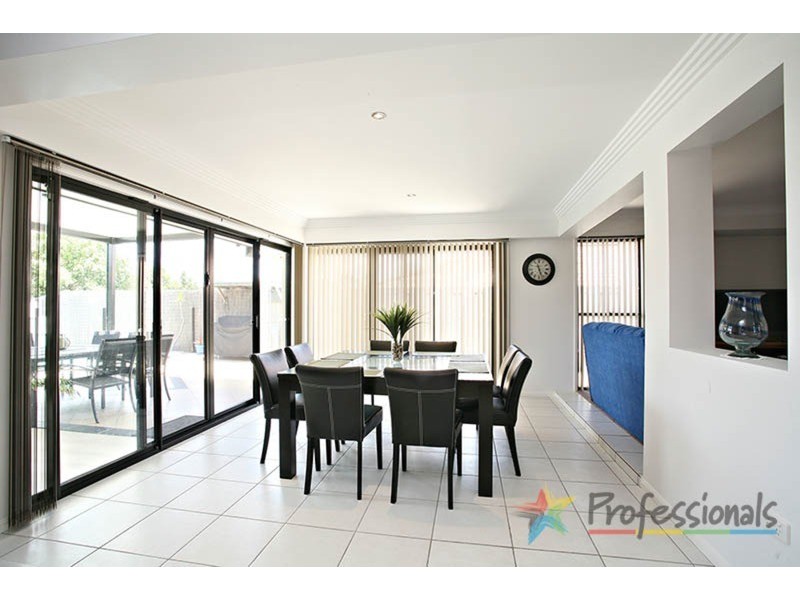 5 Cordata Court, Robina QLD 4226