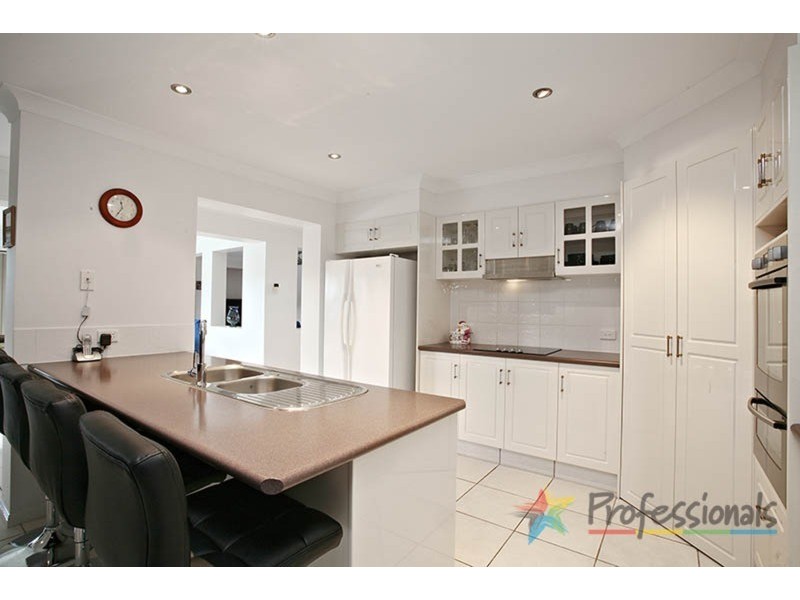 5 Cordata Court, Robina QLD 4226