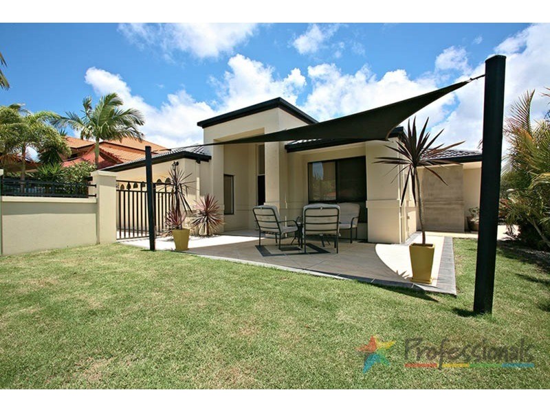 5 Cordata Court, Robina QLD 4226