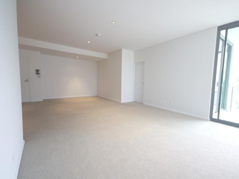 110/22 Ben Lexen  Drive, Robina QLD 4226