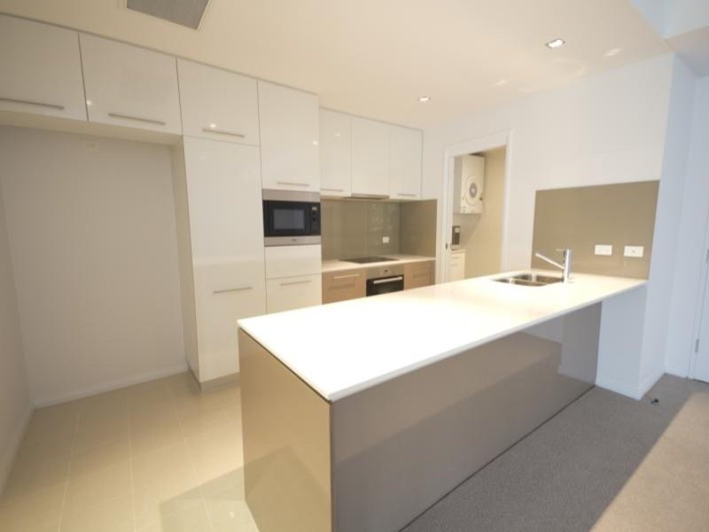 110/22 Ben Lexen  Drive, Robina QLD 4226