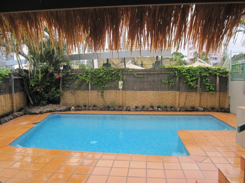 14/5 Old Burleigh  Road, Surfers Paradise QLD 4217