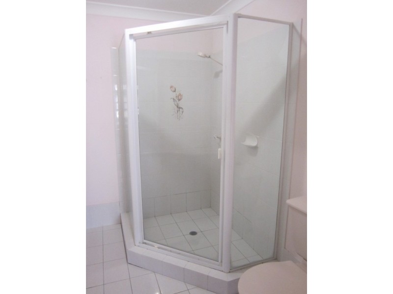 14/5 Old Burleigh  Road, Surfers Paradise QLD 4217