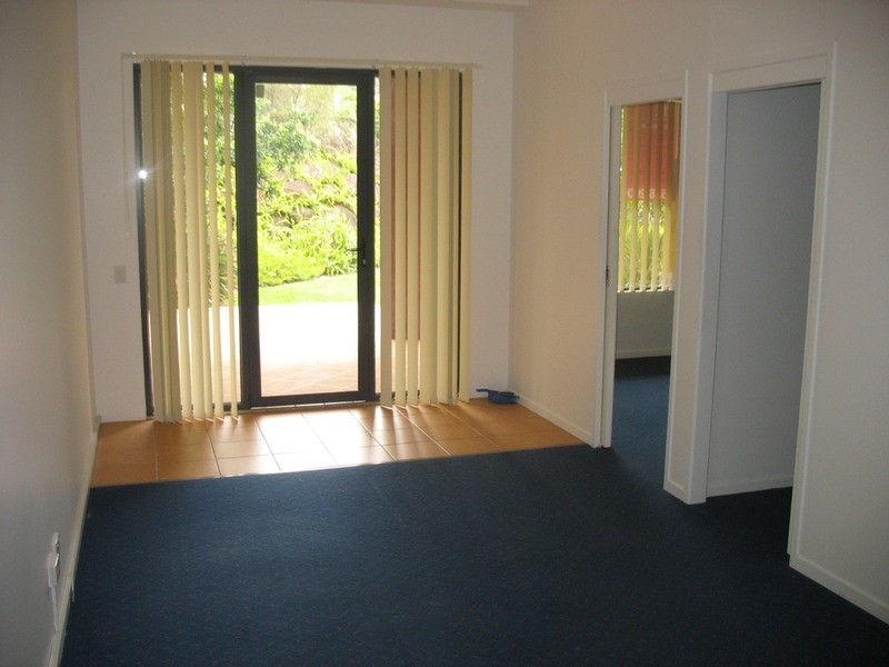 2/492 Christine Avenue, Robina QLD 4226