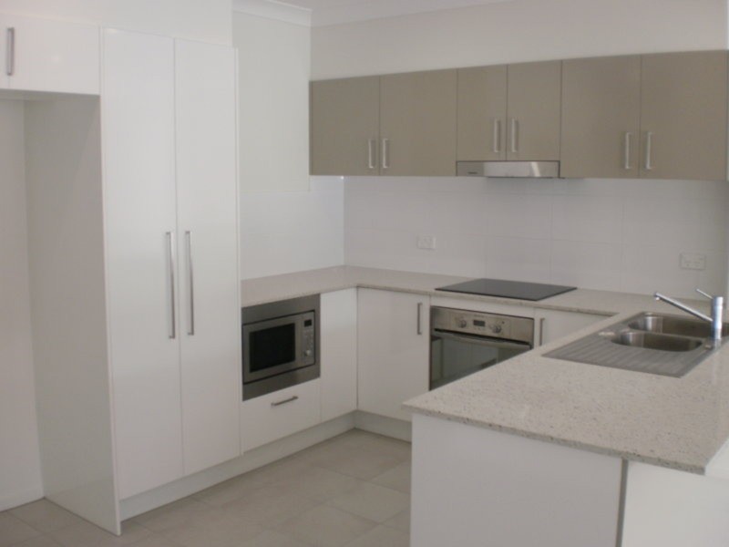 29/28 Castello Circuit, Varsity Lakes QLD 4227