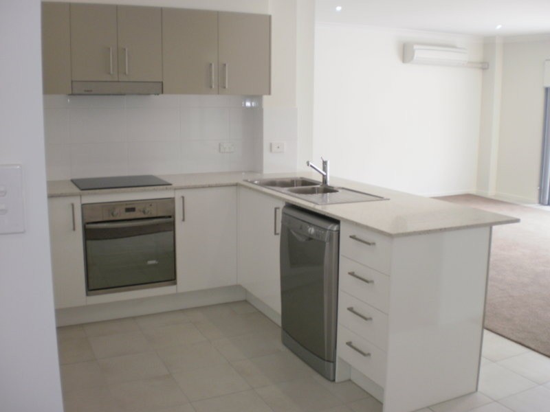 29/28 Castello Circuit, Varsity Lakes QLD 4227