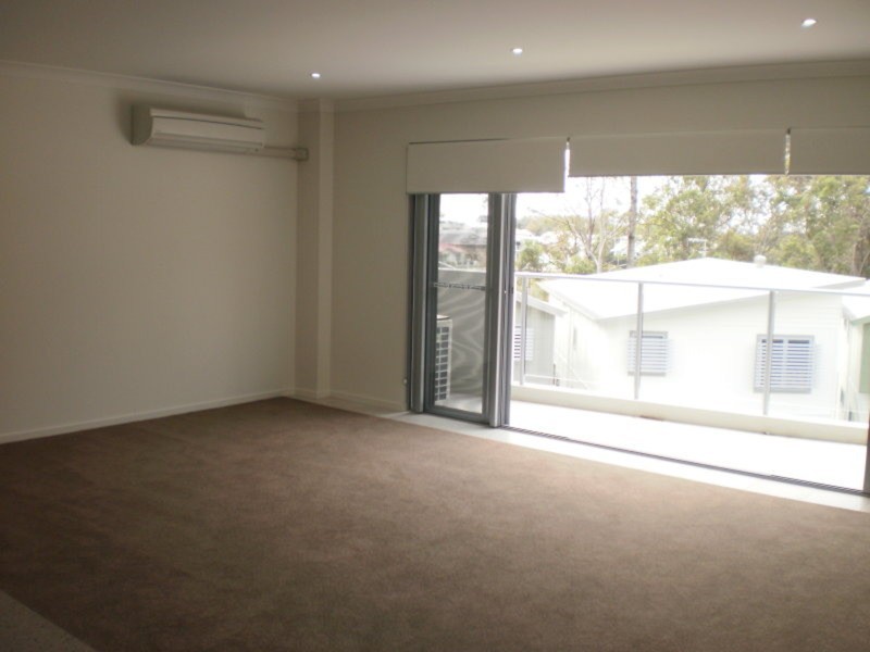 29/28 Castello Circuit, Varsity Lakes QLD 4227