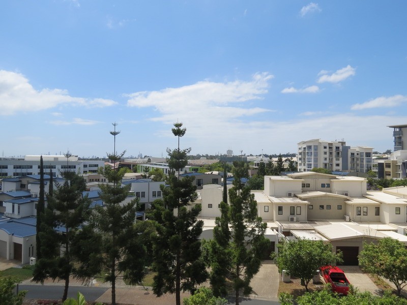 8/64 Riverwalk Avenue, Robina QLD 4226