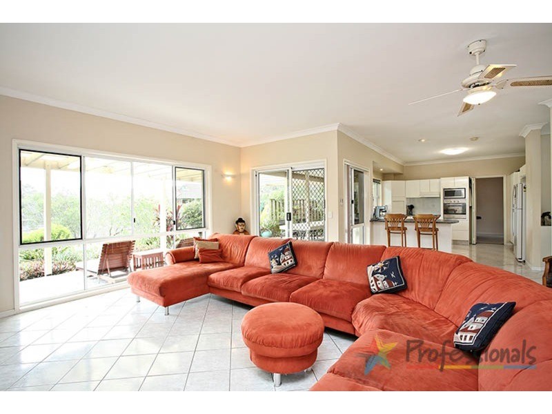 38 St Ives Drive, Robina QLD 4226