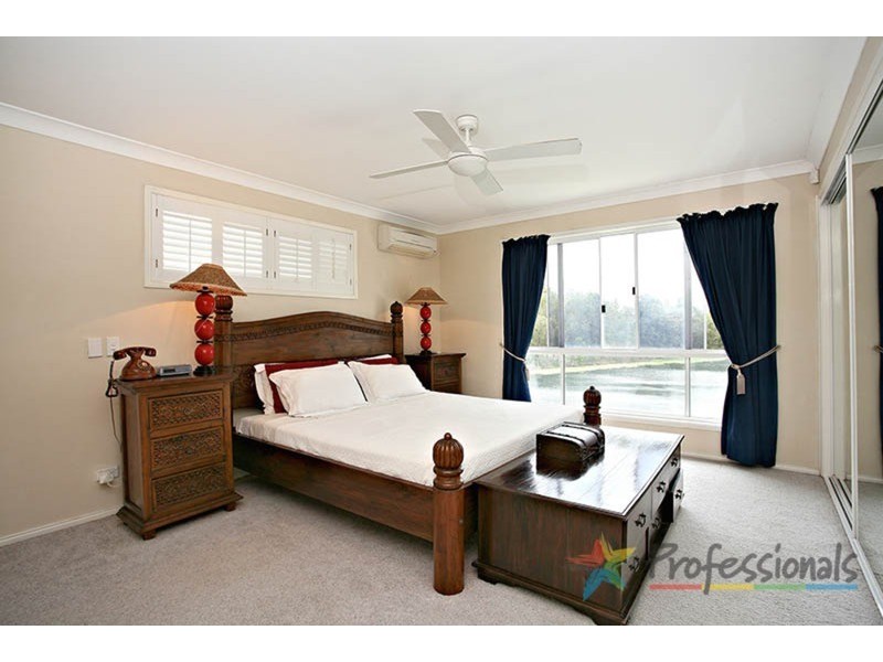 38 St Ives Drive, Robina QLD 4226