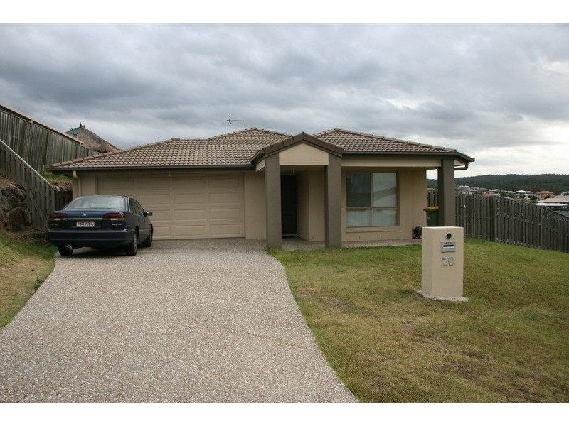 20 Sangster Crescent, Pacific Pines QLD 4211