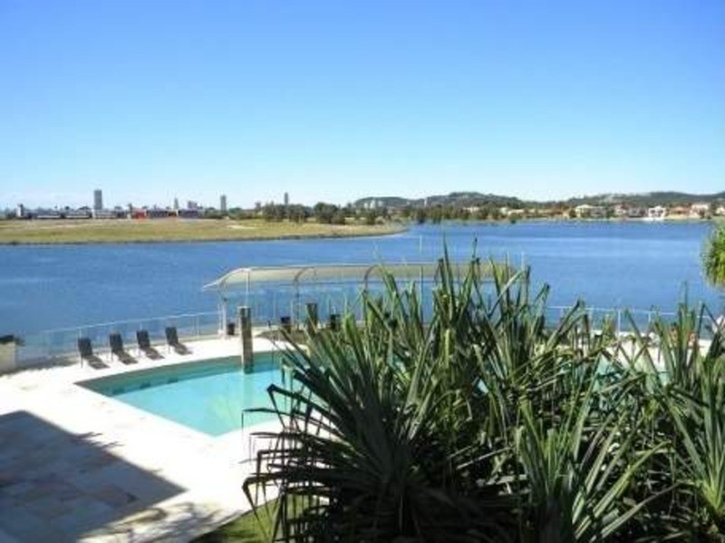 17/255 Varsity  Parade, Varsity Lakes QLD 4227