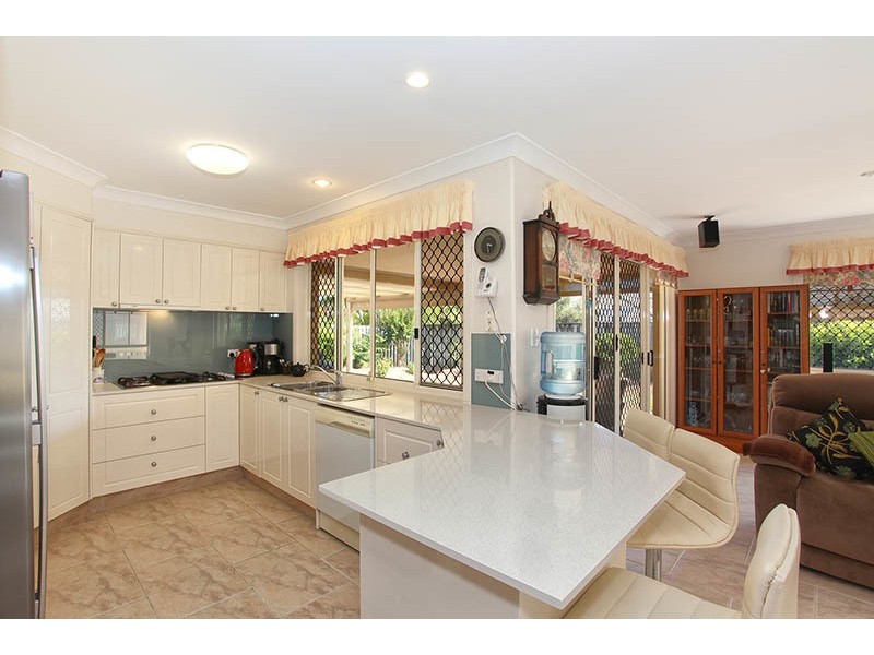 32 Straite Drive, Robina QLD 4226