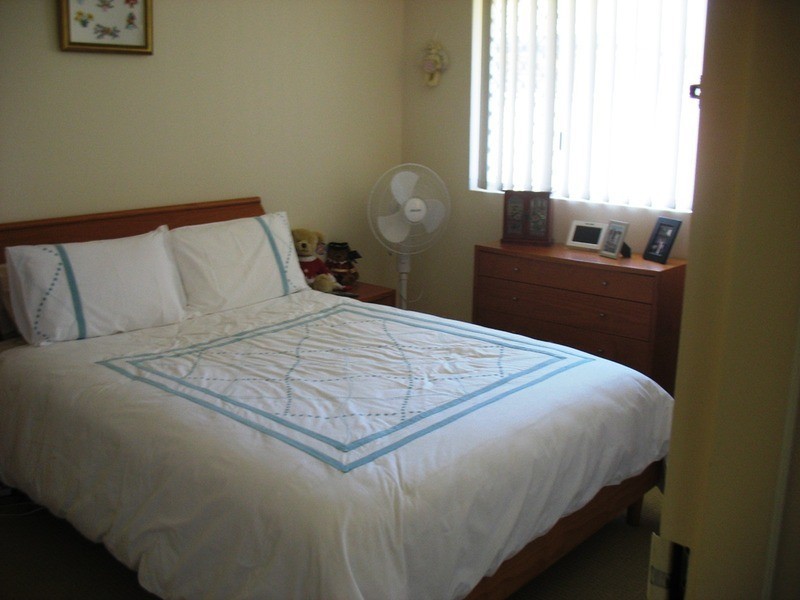 2/93 Mountainview Avenue, Miami QLD 4220