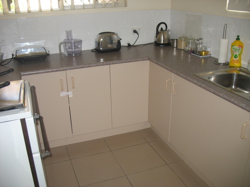 2/93 Mountainview Avenue, Miami QLD 4220