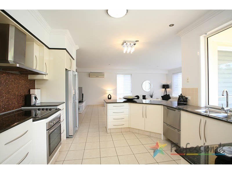 46 Olympus Drive, Robina QLD 4226