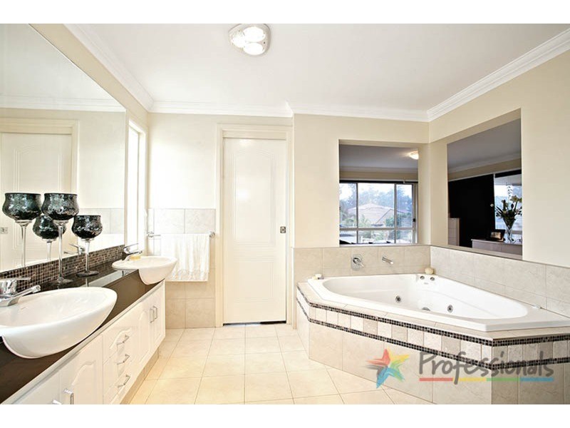 46 Olympus Drive, Robina QLD 4226