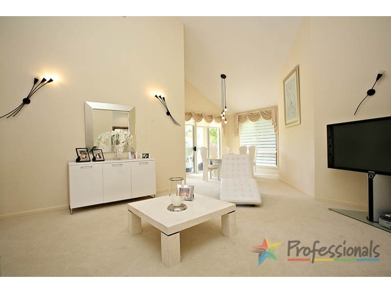 46 Olympus Drive, Robina QLD 4226