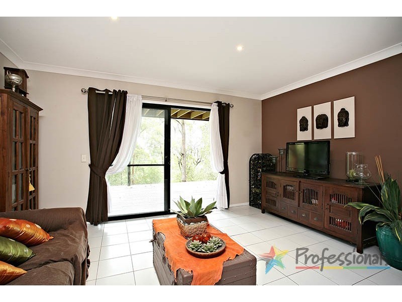 57 Bromfield Drive, Bonogin QLD 4213