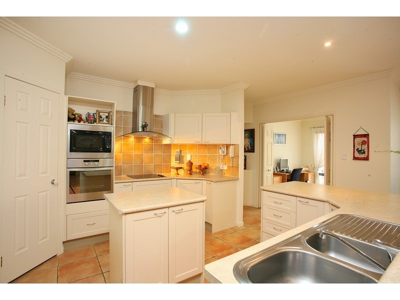 14 Goldwater Drive, Robina QLD 4226