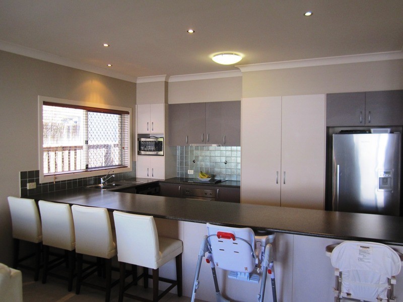 71 Azzura  Drive, Varsity Lakes QLD 4227