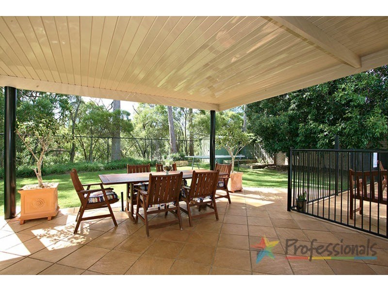 1 Straite Drive, Robina QLD 4226