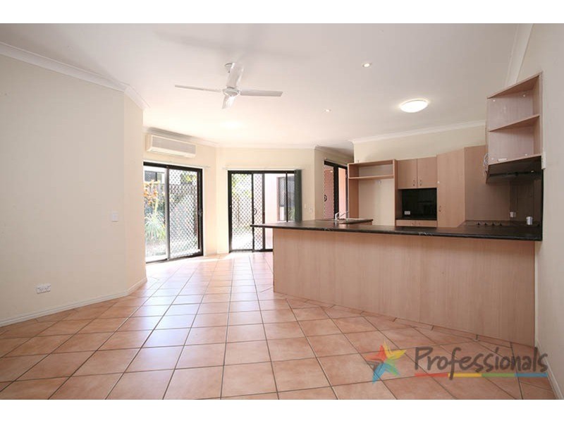 2/36 Leopardwood Circuit, Robina QLD 4226