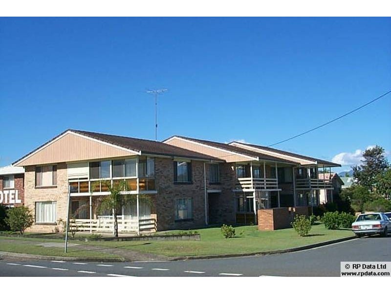 1/2 Twenty Sixth Avenue, Palm Beach QLD 4221