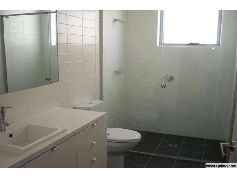 20 Watts Drive, Varsity Lakes QLD 4227