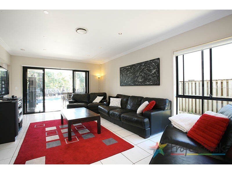 3 Royal Links Drive, Robina QLD 4226