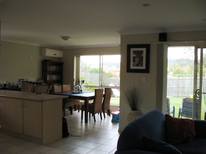 5 Solitaire Place, Robina QLD 4226