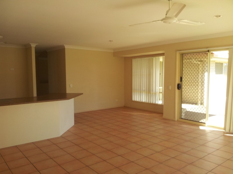 4 Lancewood Circuit, Robina QLD 4226